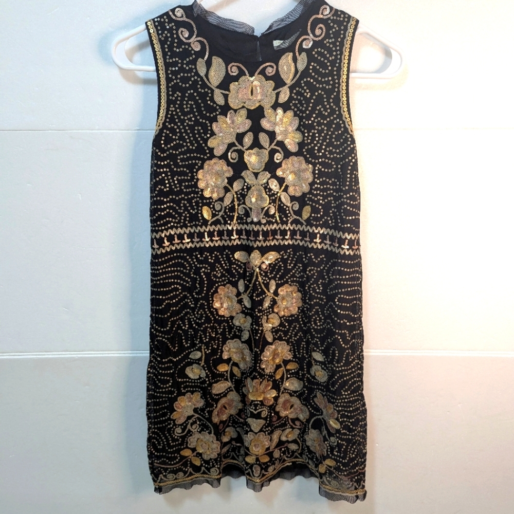 Girls Chelsea and Violet black Sequined Dress size Large